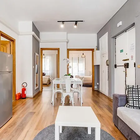 La Casa Di Andrea Ai Musei Vaticani 3 * روما