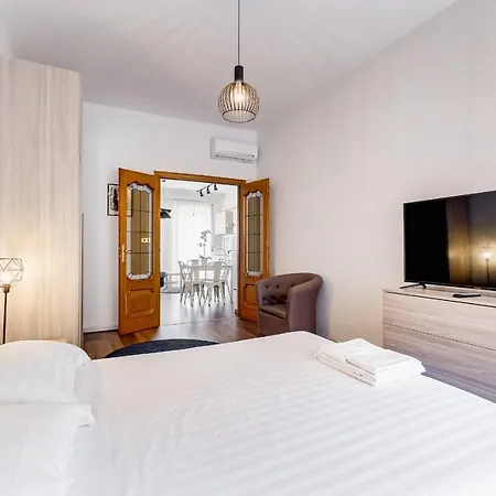 La Casa Di Andrea Ai Musei Vaticani 3 * روما