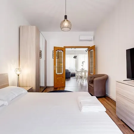 La Casa Di Andrea Ai Musei Vaticani 3 شقة